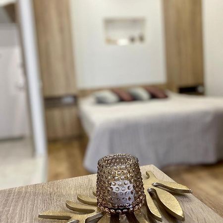 Homelike Apartment 利沃夫 外观 照片