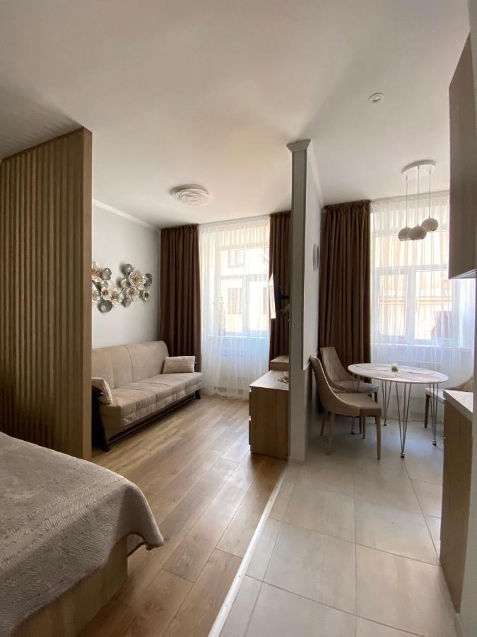 Homelike Apartment 利沃夫 外观 照片