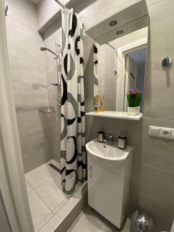 Homelike Apartment 利沃夫 外观 照片